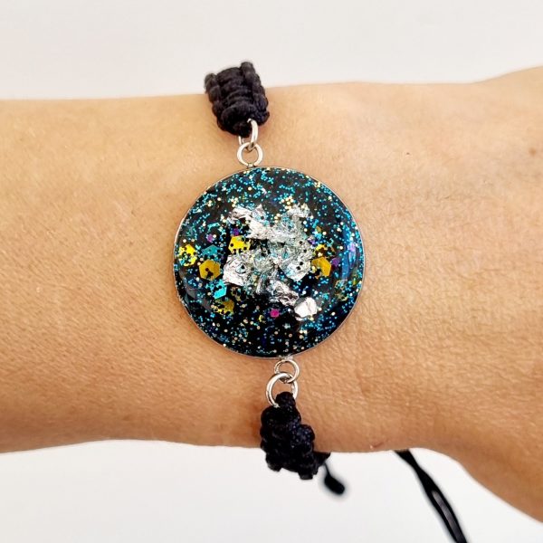 Bracelet Macramé 25mm | Nébuleuse Expression & affirmation de soi |  Chakra gorge | Argenté | cordon noir