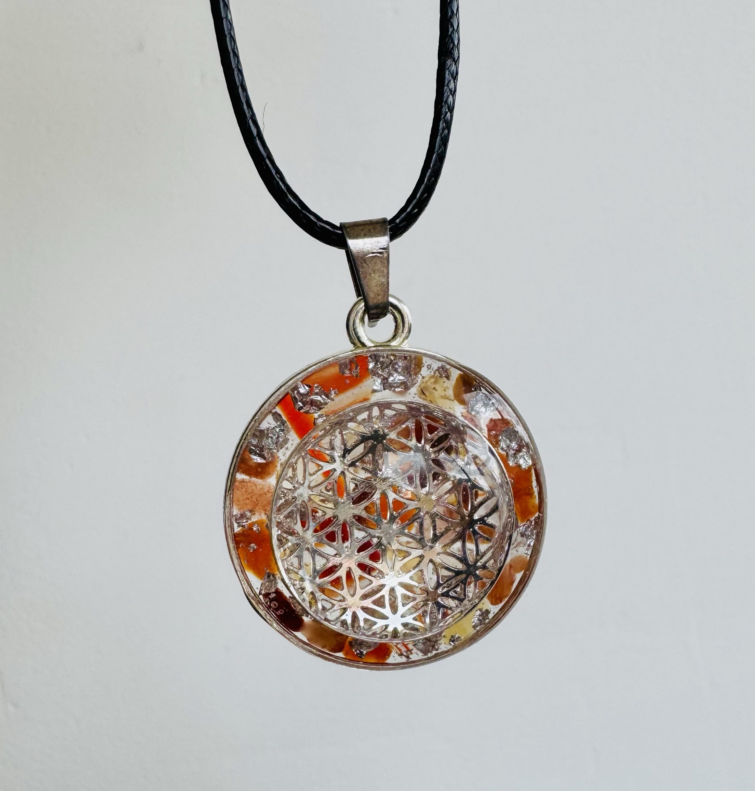 🧡 Maxi Galaxie FEU CRÉATEUR – Fleur de Vie & Cornaline – Image 3